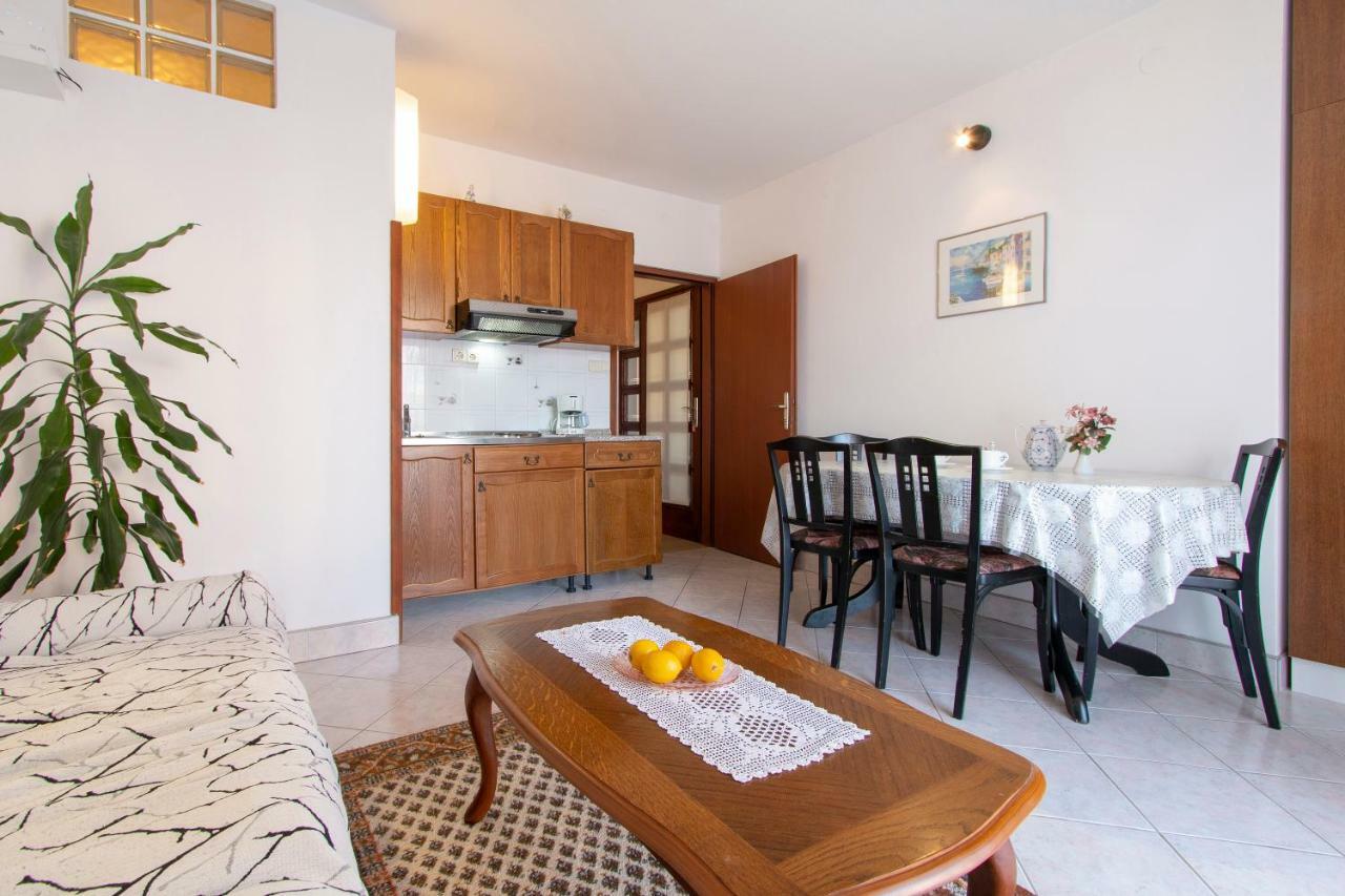 Irena'S Place A1 Rovinj Exterior photo
