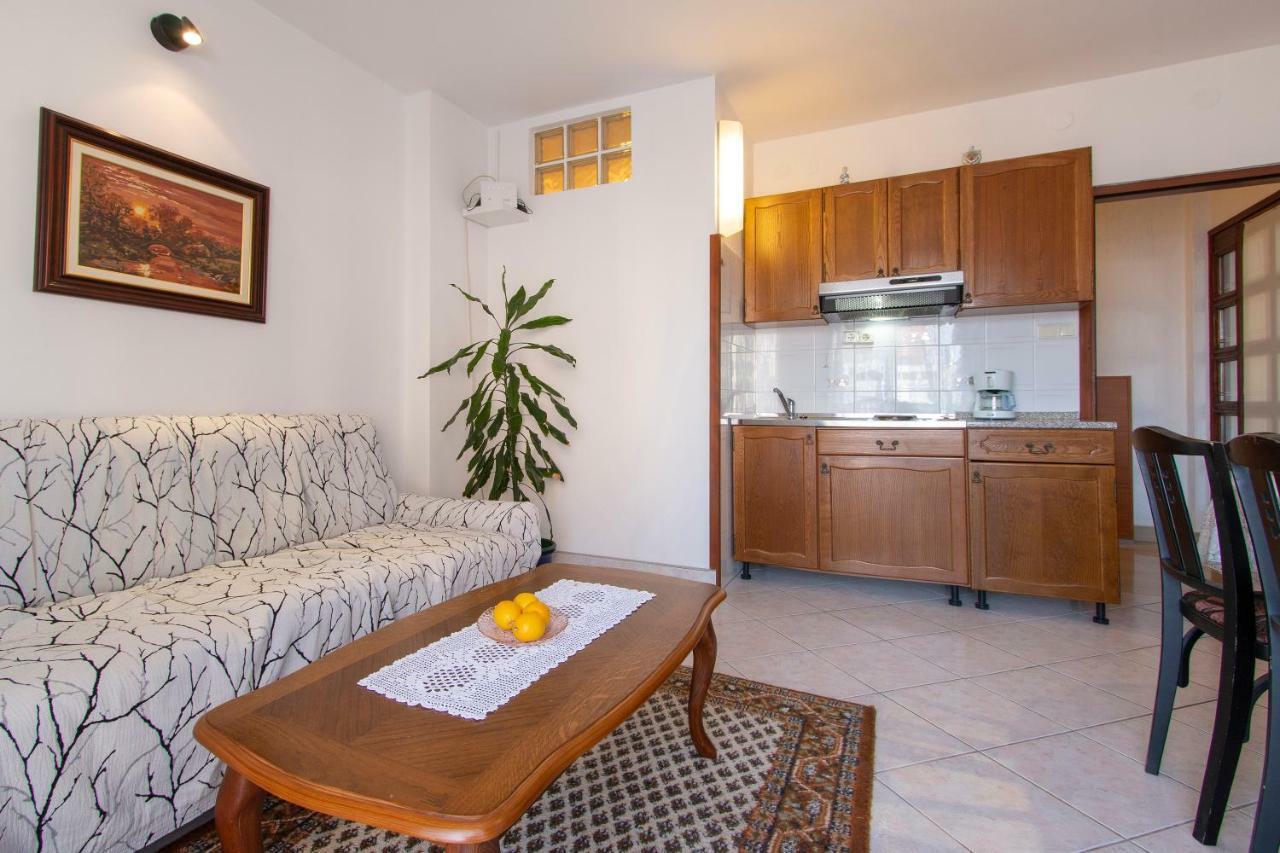 Irena'S Place A1 Rovinj Exterior photo